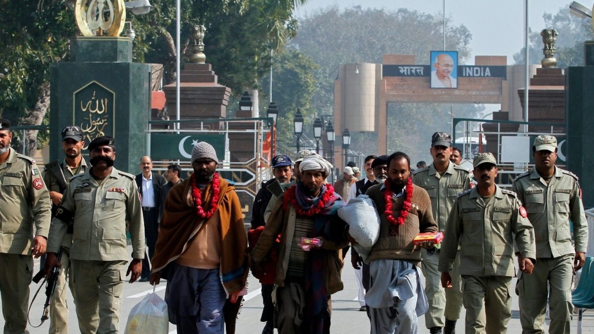 Pakistan Frees 198 Indian Fishermen From Jail, To Release 300 More