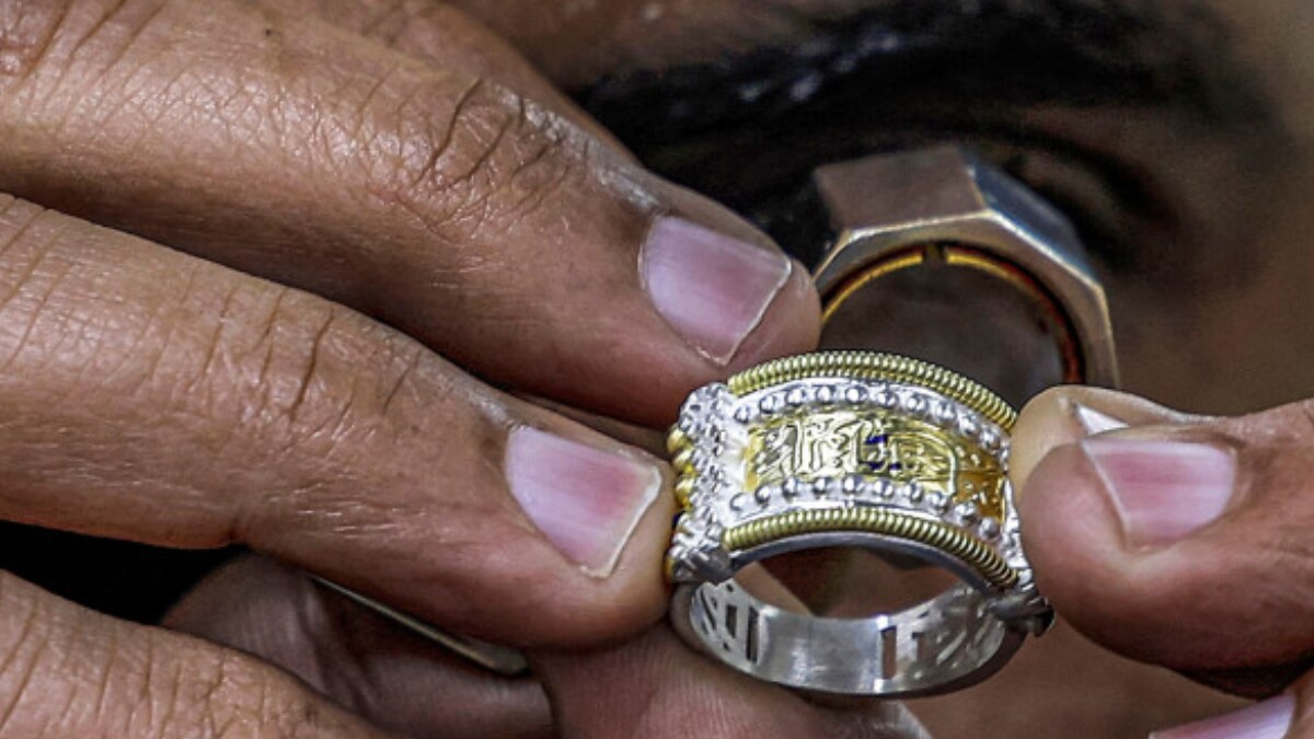Egyptian Artisans Carve a Path to World Luxury Markets - Vimarsana News