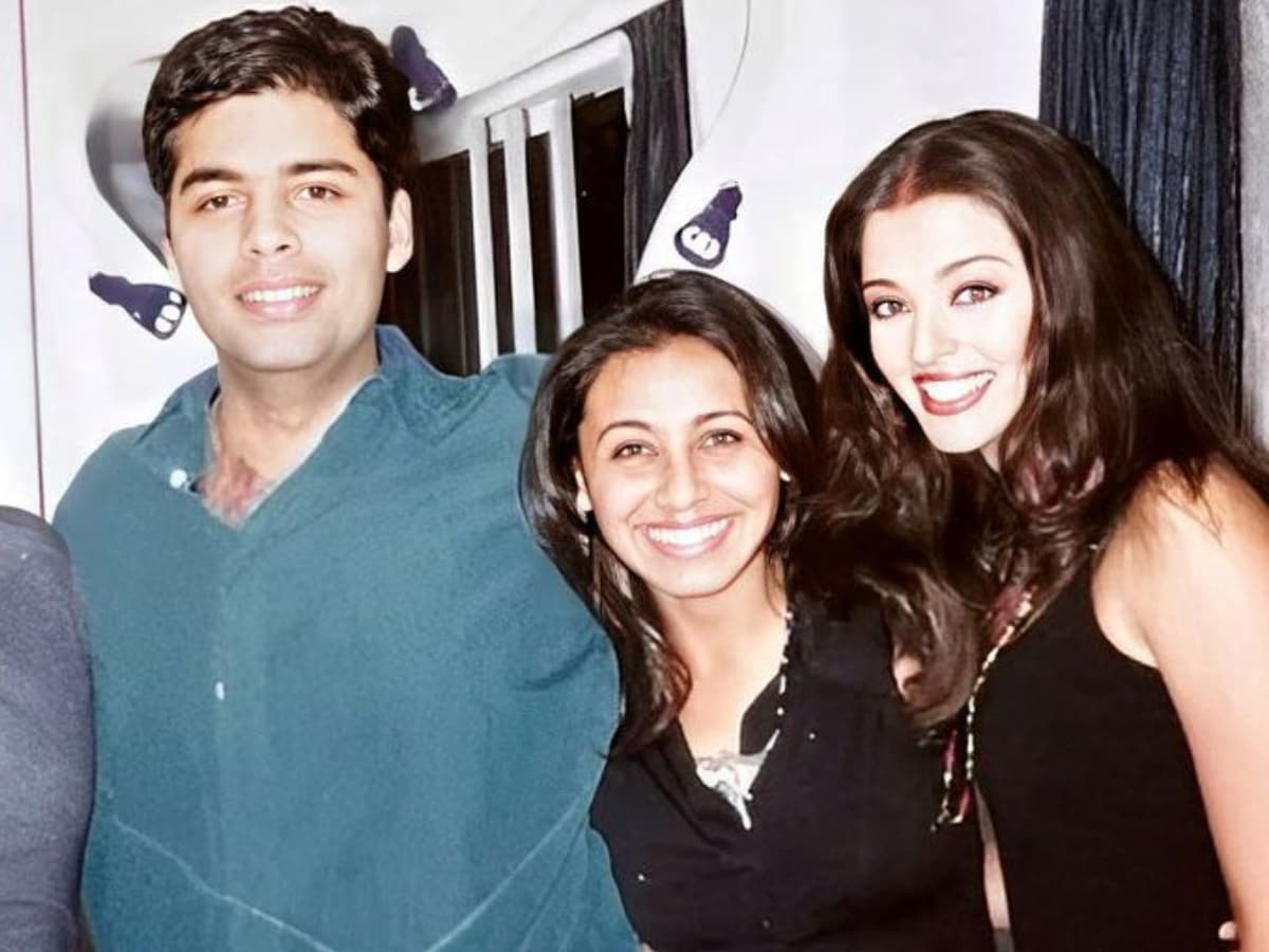THIS priceless throwback picture of Aishwarya Rai Bachchan is all things  beautiful! | Hindi Movie News - Times of India