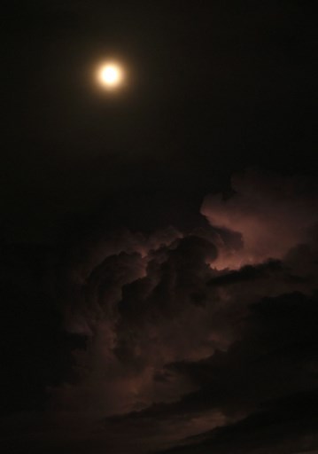 Lunar Eclipse 2023: Chandra Grahan Timings in Delhi, Mumbai, Chennai ...