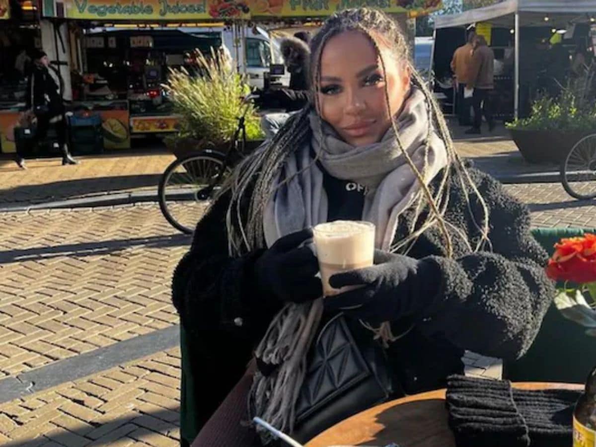 UK Woman, Who Dropped Out Of Medical School, Sells Her Spit; Earns Rs 40 Lakh Per Month - News18