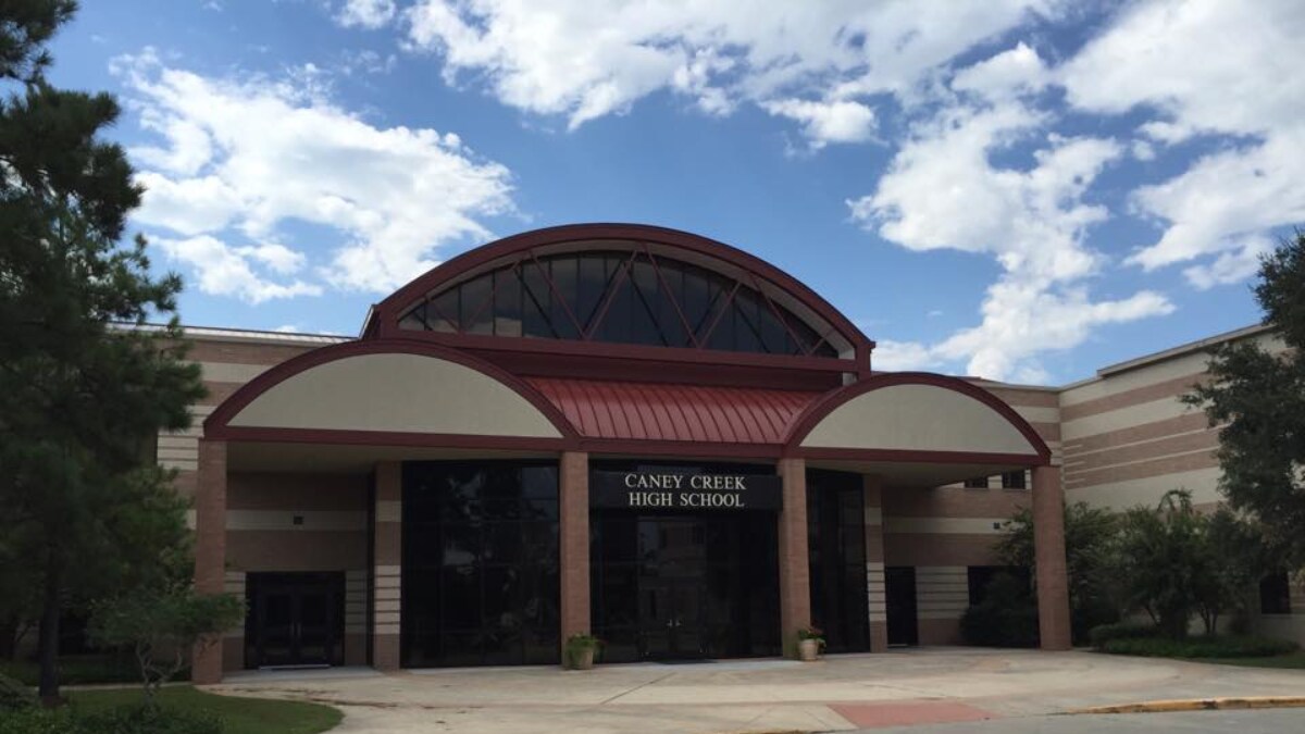 A Stinky Situation: High School Student's Prank Sends Six To Hospital - Vimarsana News