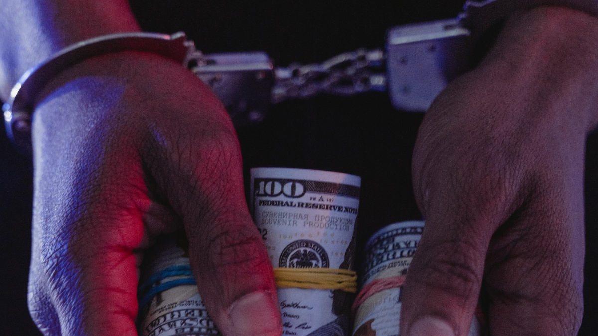 Unravelling The Mystery Behind A Bank Robbery That Never Actually ...