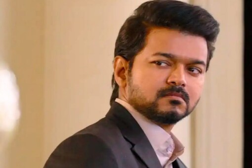 Thalapathy Vijay Wins Best Actor Award At Osaka Tamil Film Festival In