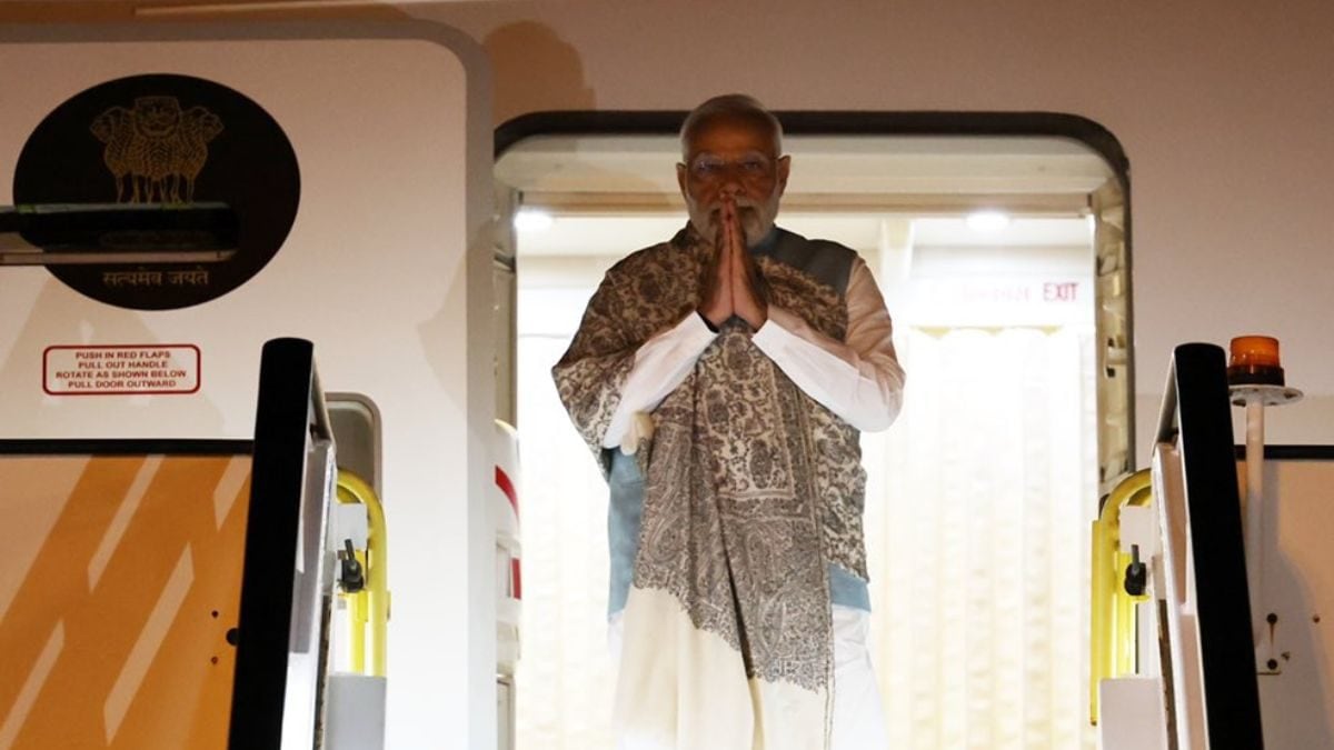 PM 3-Nation Tour: Modi Lands in Sydney, Meets Members of Indian Diaspora