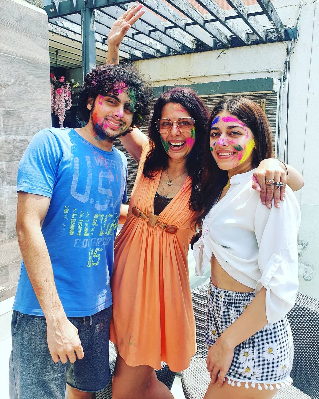 Pooja Bedi Birthday Adorable Photos of the Actress with Dad Kabir Bedi