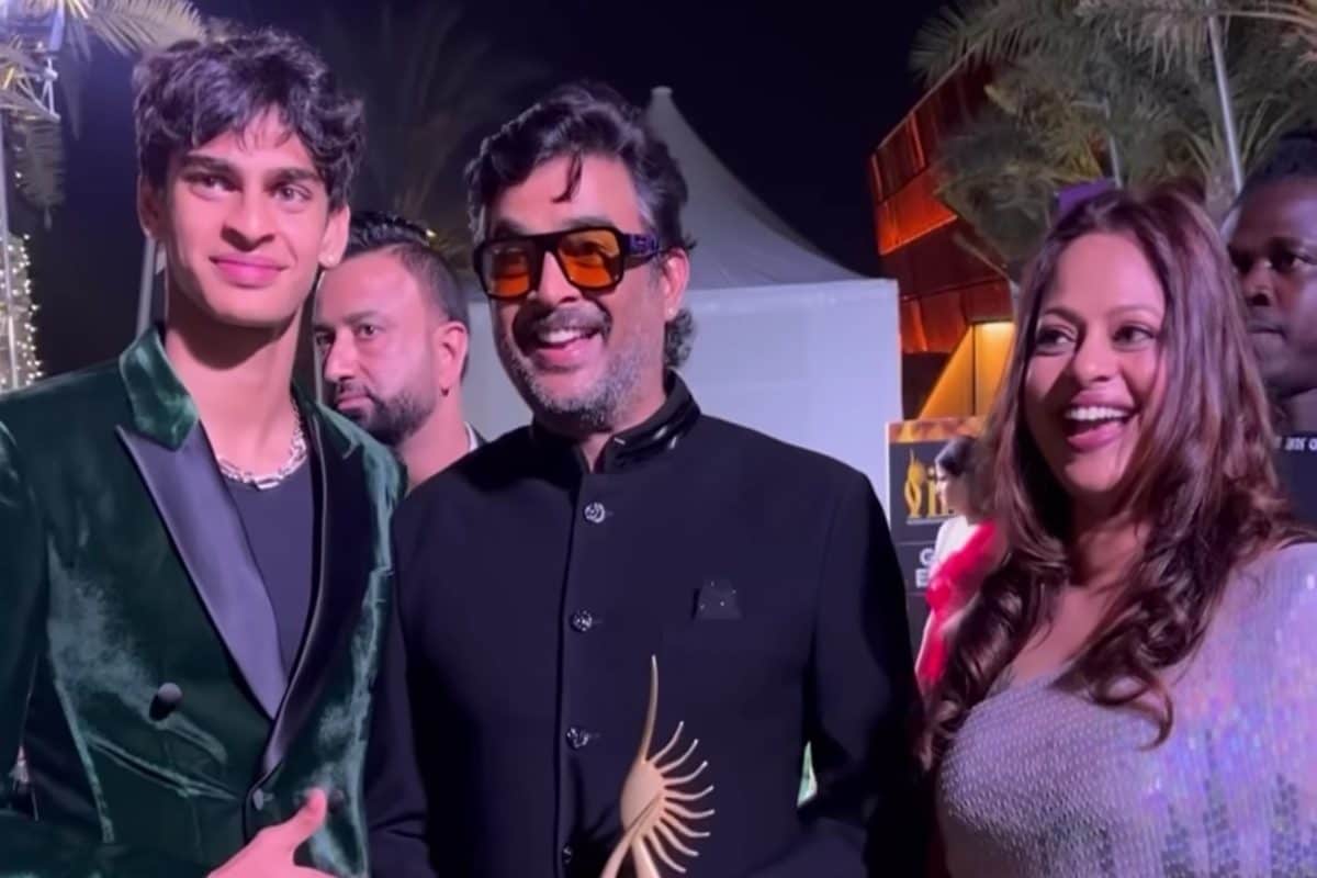 R.Madhavan With Wife And Son Vedaant Snapped At IIFA 2023, Fans Say, 