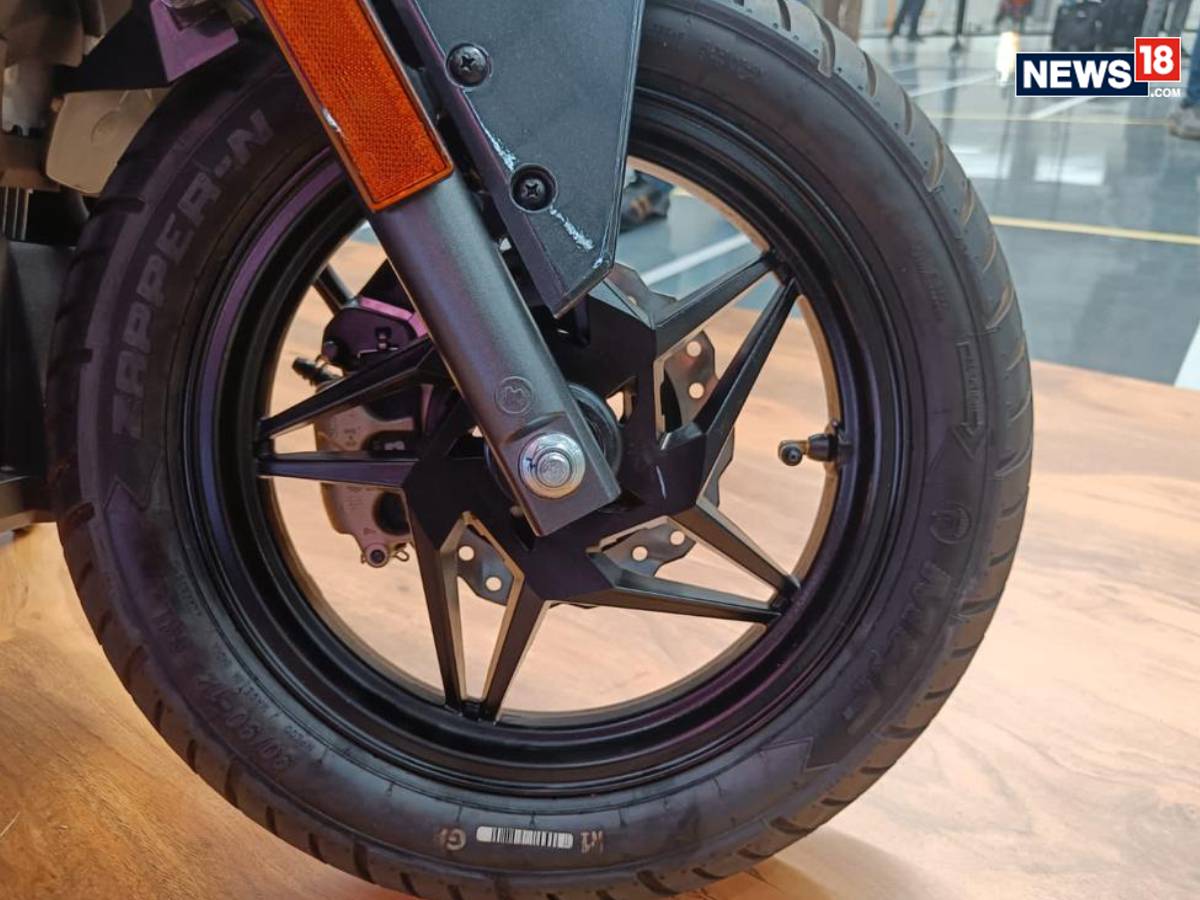 Simple One Electric Scooter in Pics See Design, Features, and More