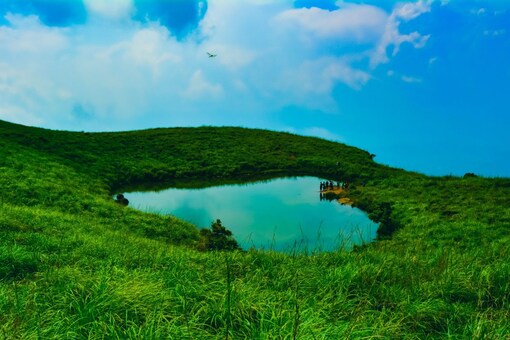 Wayanad is a treat for your eyes- beginning right from the roads leading up to the stunning hill station (In Frame: Wayanad, Kerala)