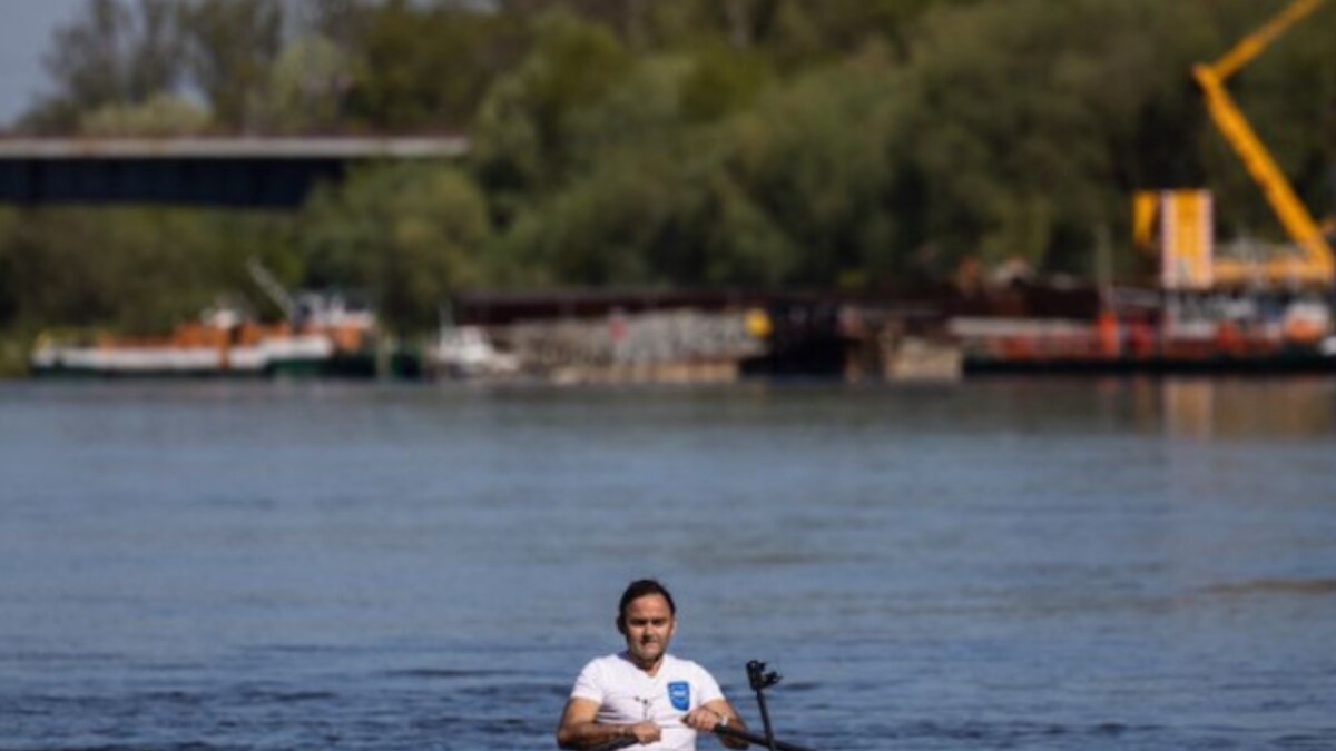 Solo Rower Launches Europe Trek to Expose River Pollution - Vimarsana News