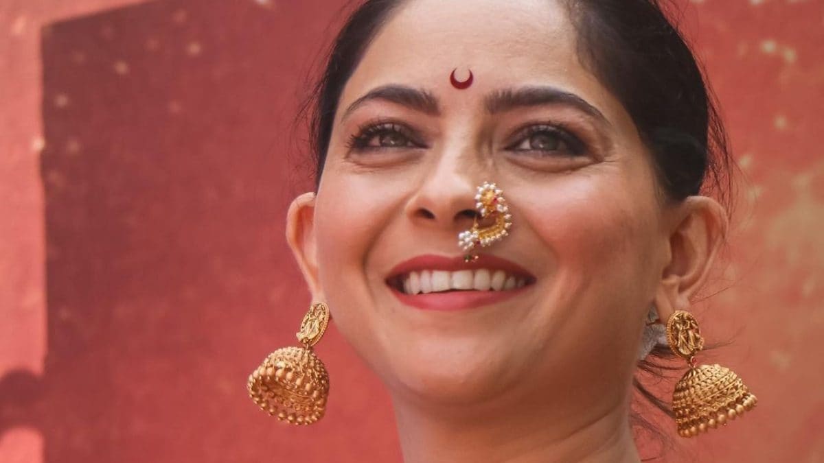 Sonalee Kulkarni Birthday: Top 5 Performances of the Actress in Hindi and Marathi Cinema