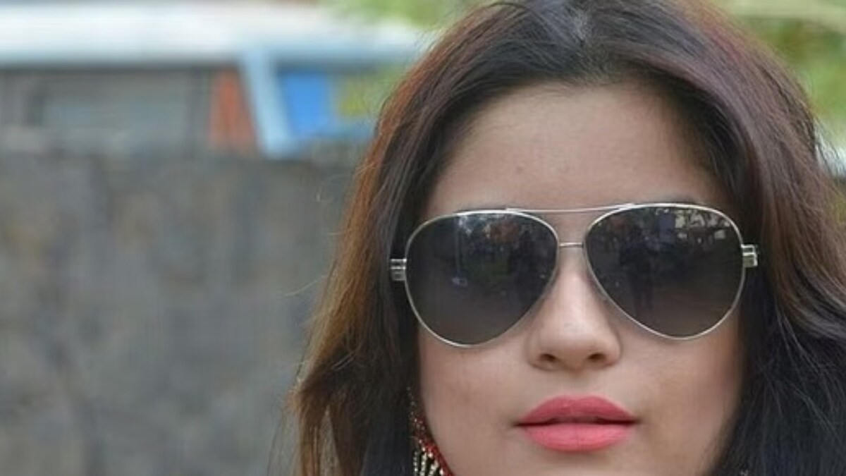 Tamil Actress Lubna Amir Alleges Ex-Boyfriend Threatening Her To Withdraw Complaint - Vimarsana News