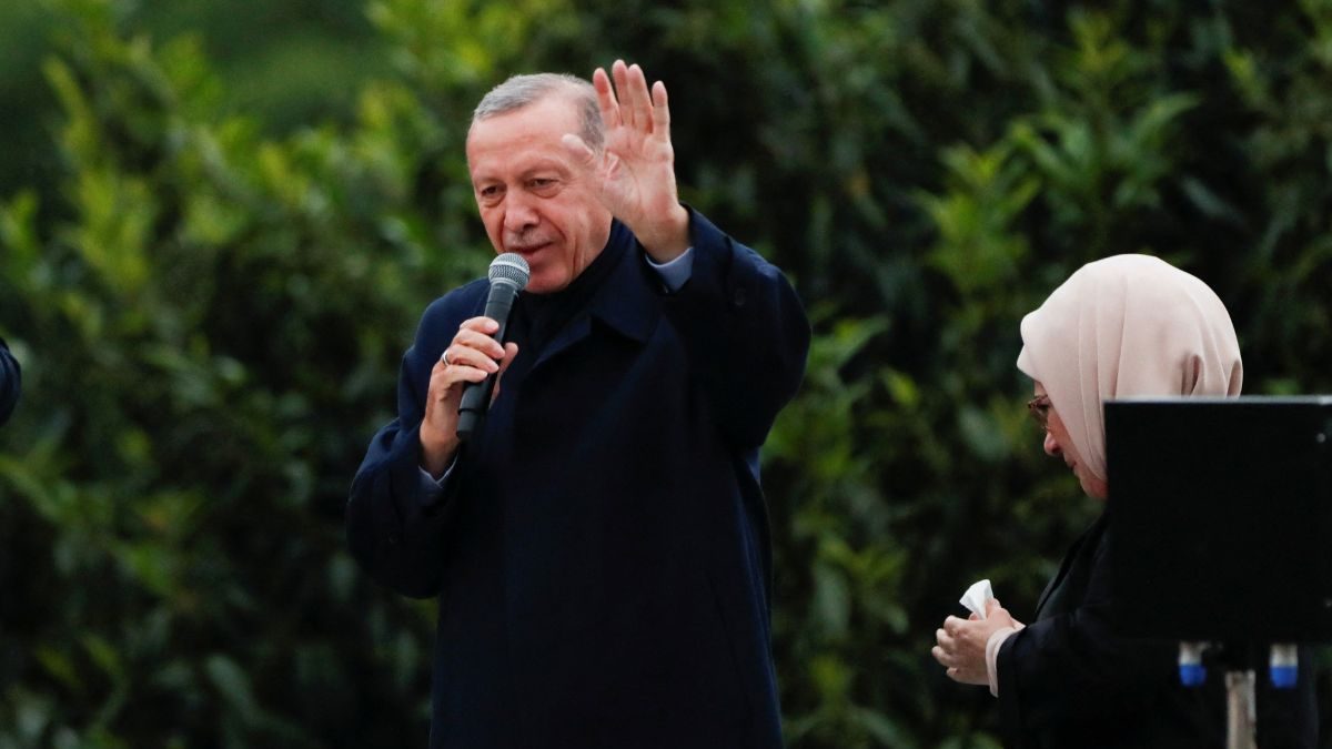 Erdogan Meets Palestinian President, Hamas Leader in Ankara - News18