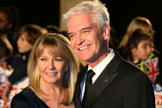 Phillip Schofield Uk Broadcaster Commissions Review After Presenter Resignation Row News18 