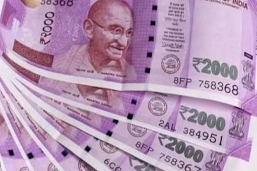Gross income of individual taxpayers see a significant jump. (File photo: News18)