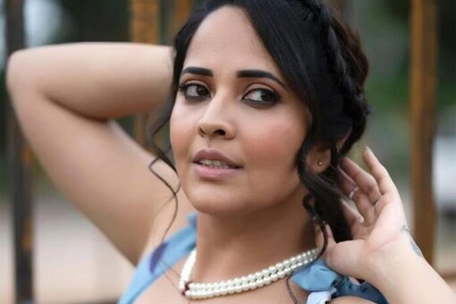 A fan said that the media professionals should do exactly what Anasuya is asking them to do. 