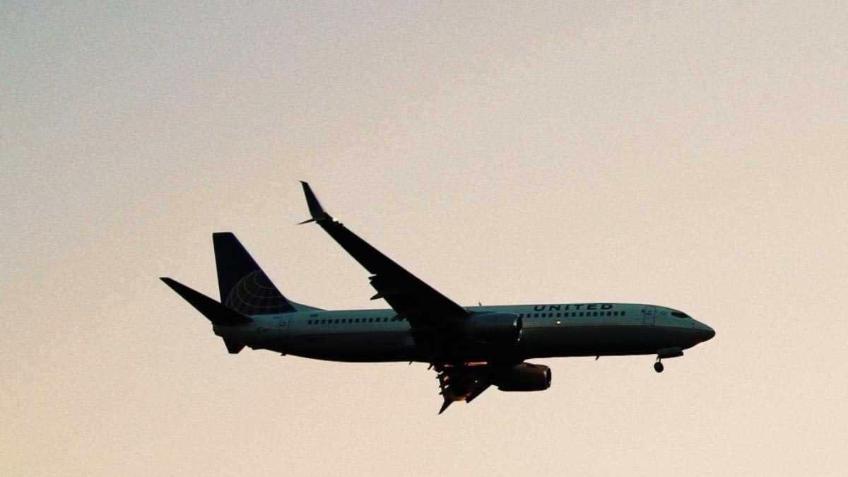 Delhi to Mumbai Airfares Skyrocket, Surpassing Ticket Price to Dubai