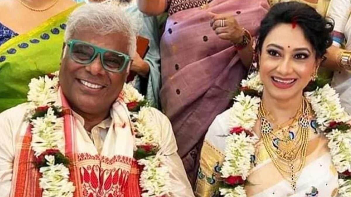 Actor Ashish Vidyarthi Ties The Knot With Rupali Barua At The Age of 60; Pics Go Viral - Vimarsana News