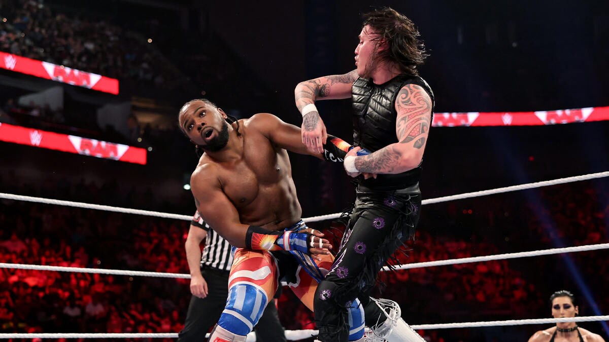 Seth Chance WWE RAW Results: Seth Rollins Wins Chance to Battle for the World ...