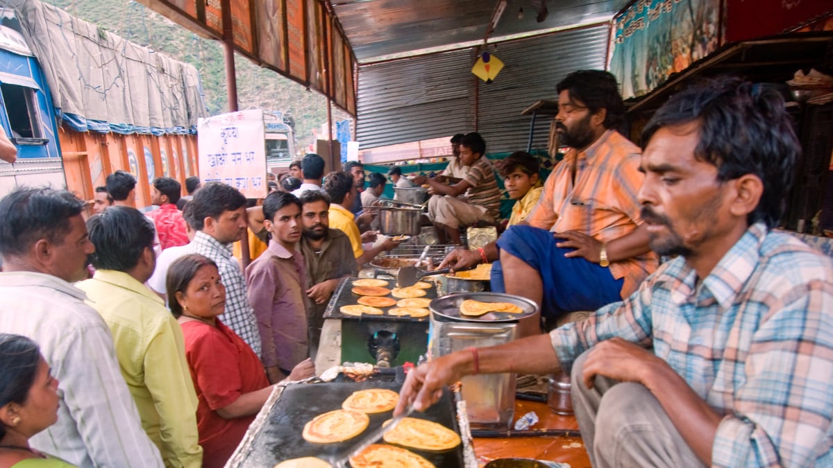 halwa-poori-dosas-chhola-bhaturas-chowmein-banned-here-s-a-list-of