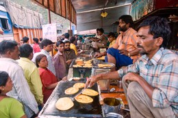 Amarnath Yatra: Halwa-Poori, Dosas, Chhola Bhaturas, Chowmein Banned. Here's a List of Food Items Allowed