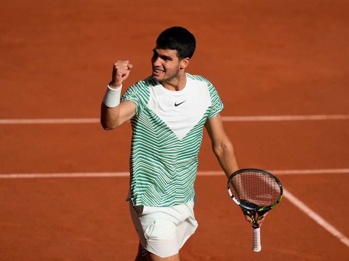 Sabalenka overpowers Stephens to reach her first French Open