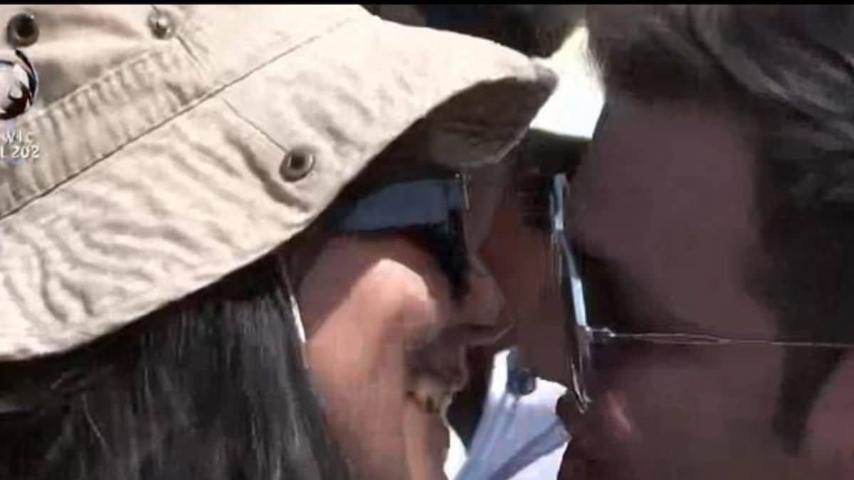 Fans Pops the Question to Beloved at The Oval During WTC Final