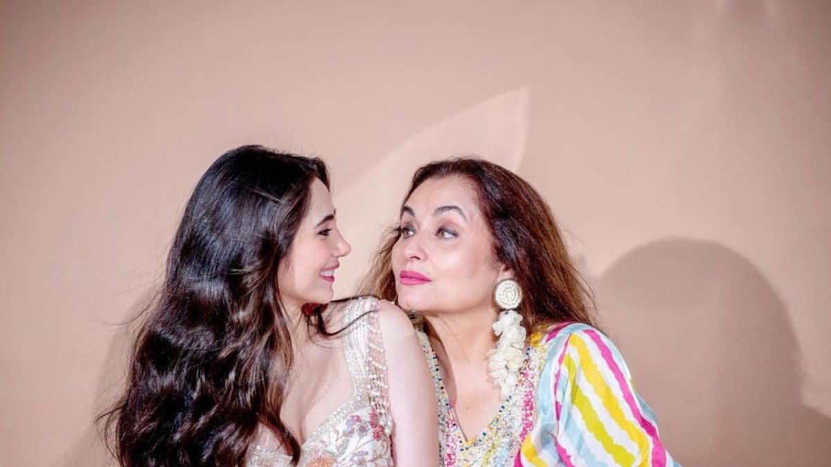 World Music Day: Zahrah Khan Reveals Mom Salma Agha's Advice, Says 'Whenever I Dub…' | Exclusive - Vimarsana News