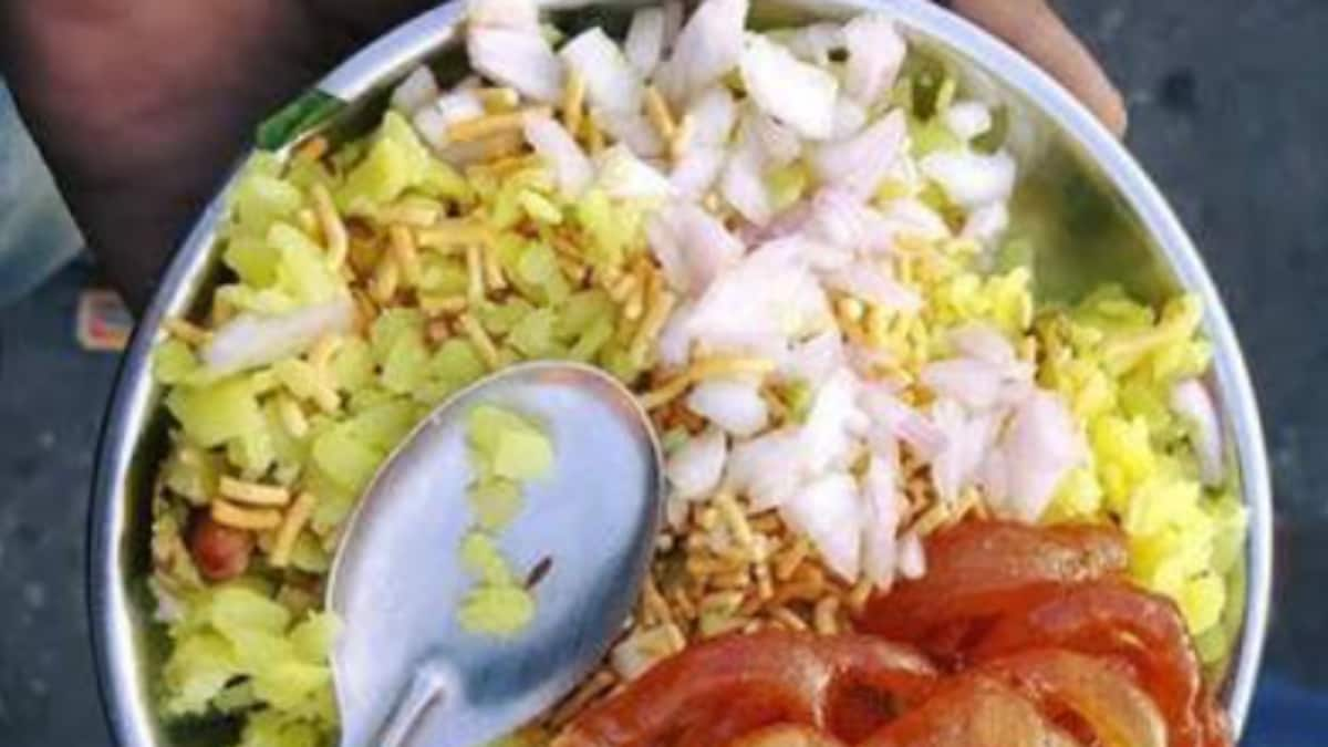 Poha Jalebi Vs South Indian Breakfast: Which Side Are You On?