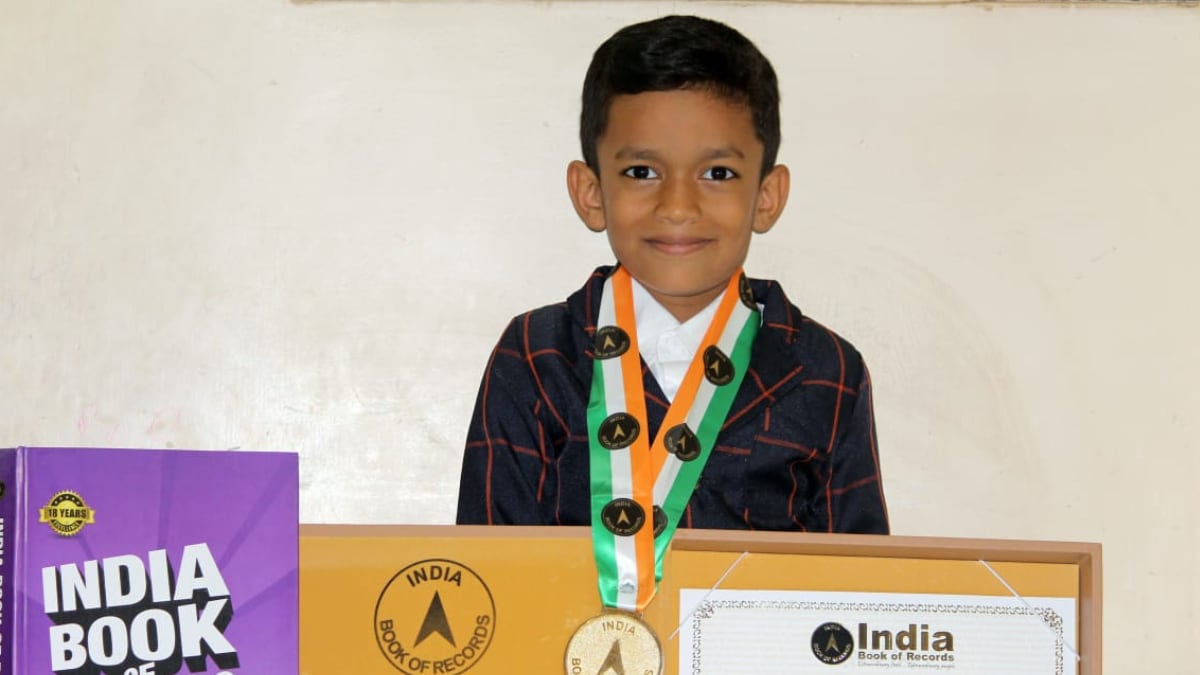 Mumbai Boy Performs Hula Hoop Spins While Standing on Inverted Earthen Pot, Creates Record