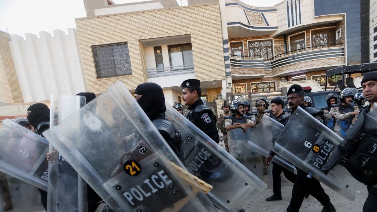 Iraq Protesters Breach Swedish embassy Over Quran Burning – News18