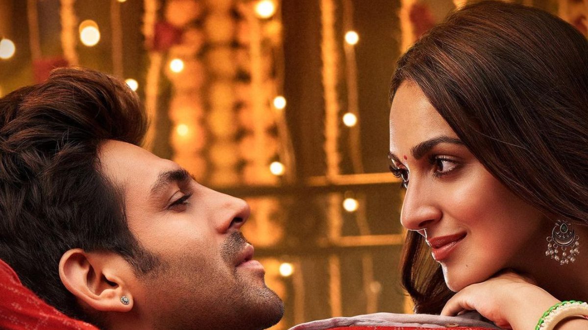 Kartik Aaryan, Kiara Advani Steal Hearts In Satyaprem Ki Katha's New Poster; Trailer Date Announced - Vimarsana News