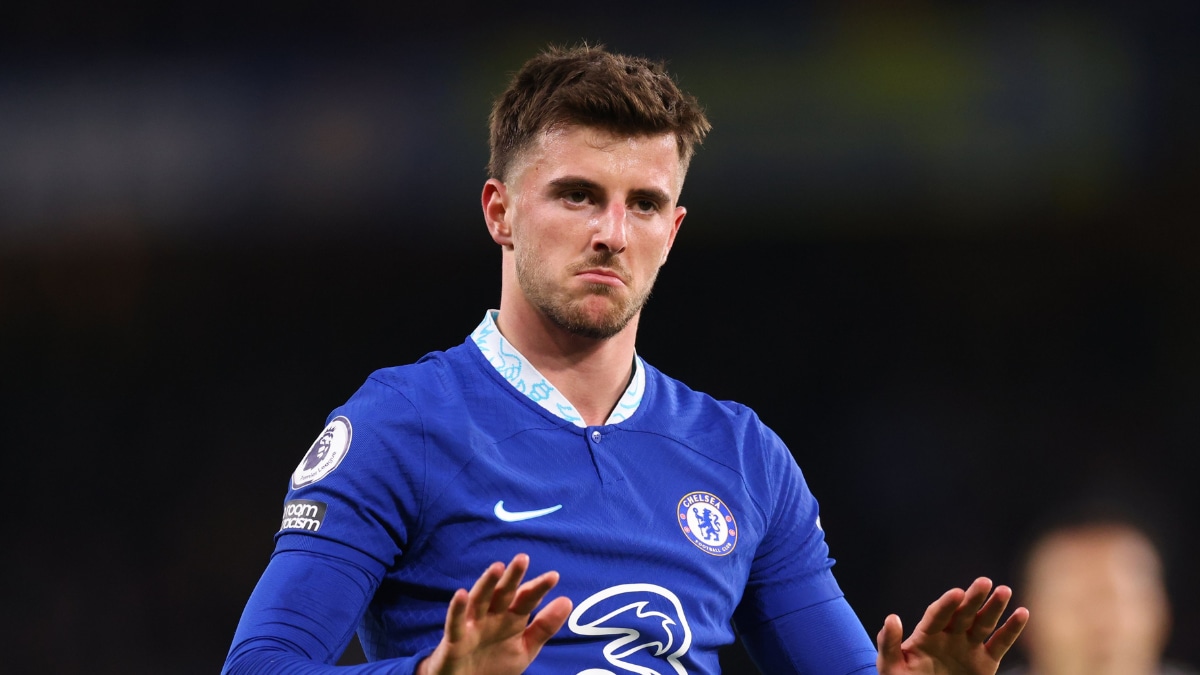 Manchester United Sign Midfielder Mason Mount from Chelsea for £55m ($69m)