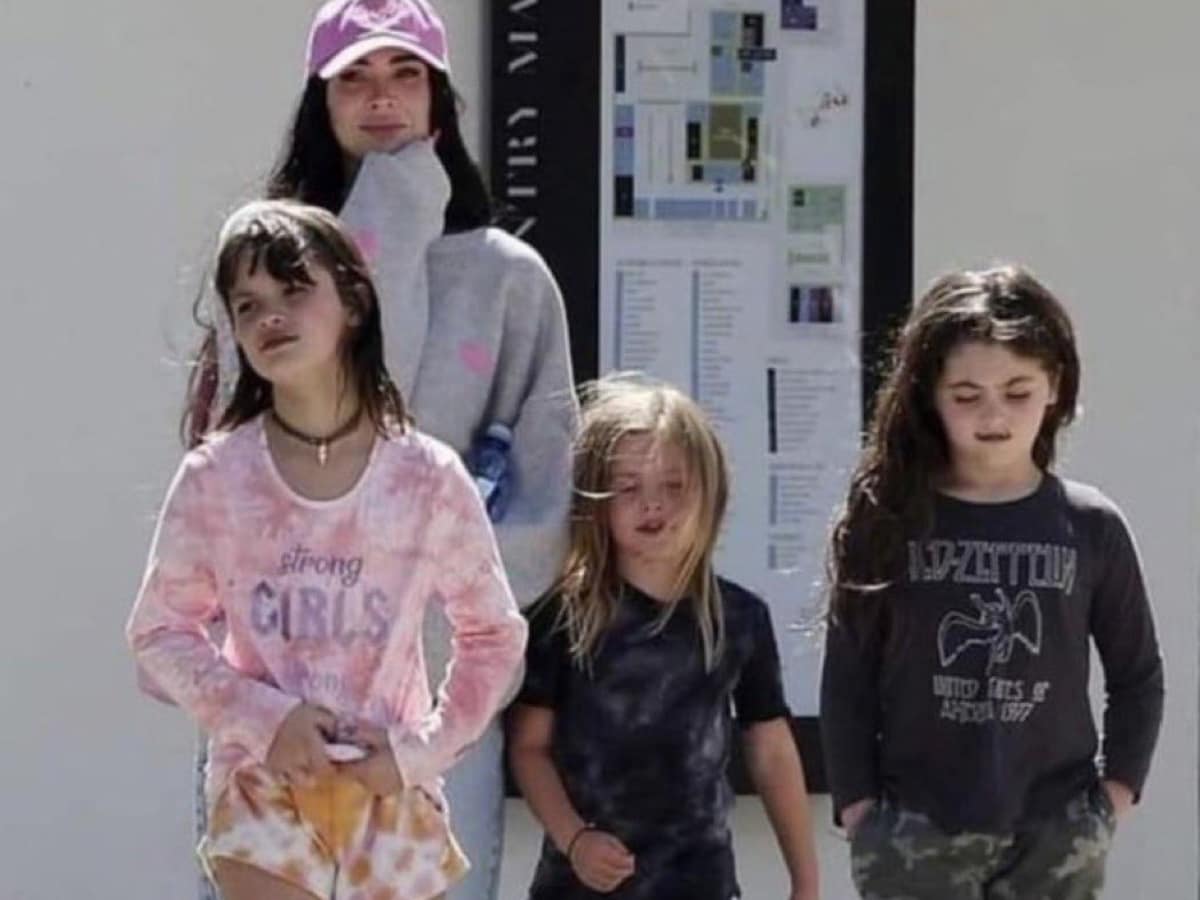 Megan Fox Shuts Down Rumour Of 'Forcing' Sons To Wear 'Girl Clothes' -  News18