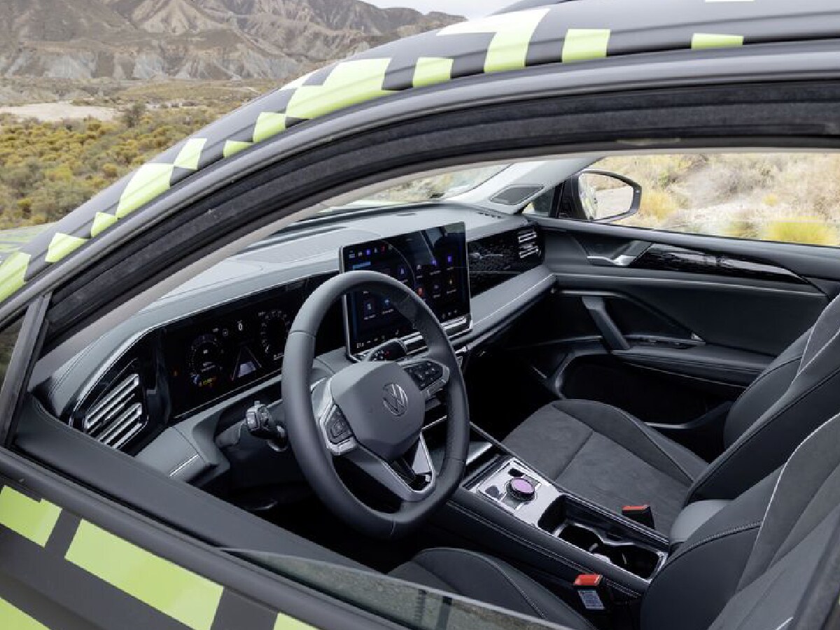 File:2020 Volkswagen Tiguan Life facelift Interior.jpg - Wikimedia Commons
