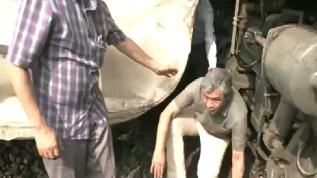 Odisha Train Accident Railway Minister Ashwini Vaishnaw Reaches Spot