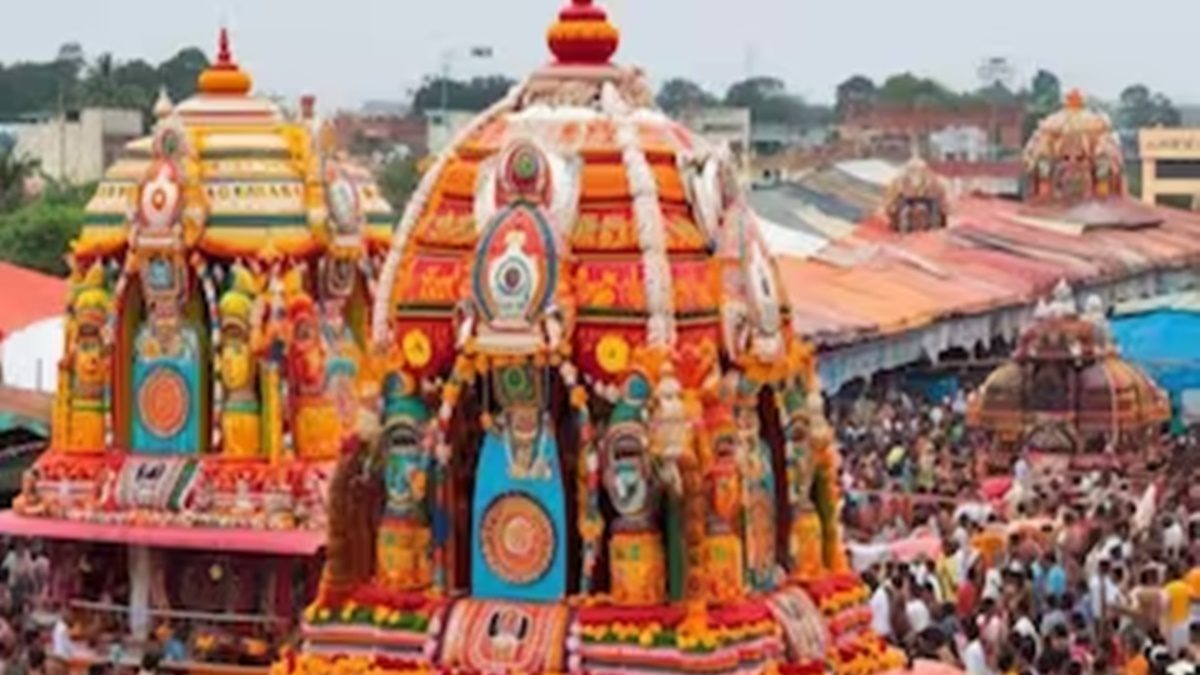 Tripura: 6 Dead, 15 Injured As Rath Comes in Contact With High-tension Wire | WATCH - Vimarsana News