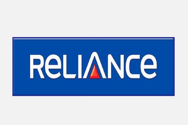 Reliance Industries shares trade ex-demerger, jump 1% after special  pre-open session - BusinessToday