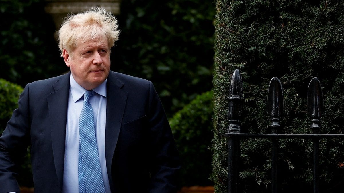 UK MPs Vote to Approve Boris Johnson’s ‘Partygate’ Report, PM Rishi Sunak Abstains – News18