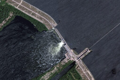 Ukraine: At Last, a Credible Explanation of How Kakhovka Dam Was Blown Up Reuters-ukraine-kakhovka-dam-breached-jun6-16860355793x2