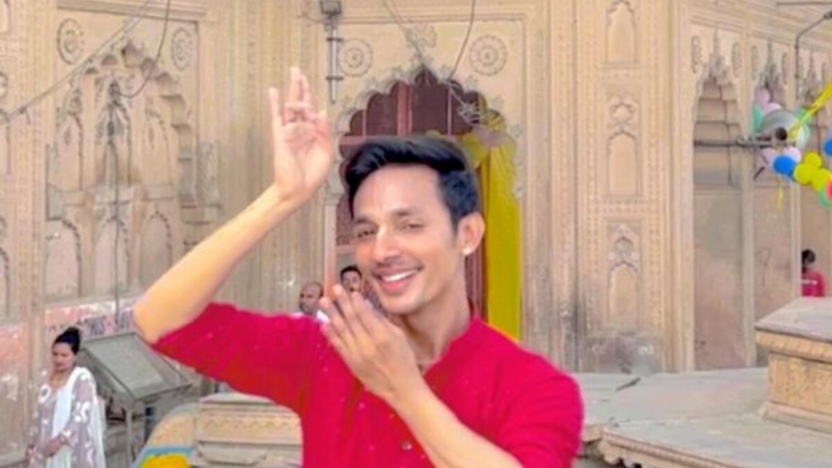 Watch: Man's Classical Performance On Rang Lageya Will Leave You Spellbound - Vimarsana News