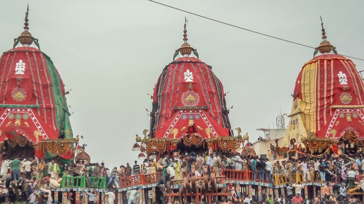 Odisha: Lakhs of Devotees Participate in Lord Jagannath’s Return Rath Yatra in Puri – News18