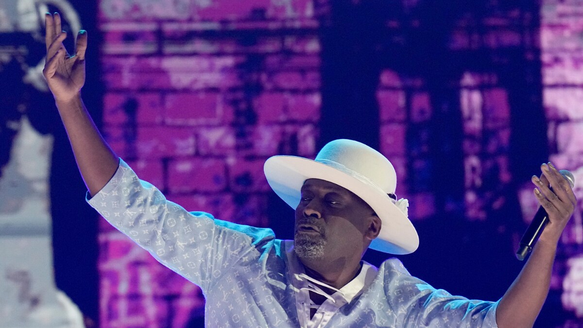 BET Awards: Lil Uzi Vert Kicks Off Starry Night with Spectacular Performance, Hip-Hop Tribute - Vimarsana News