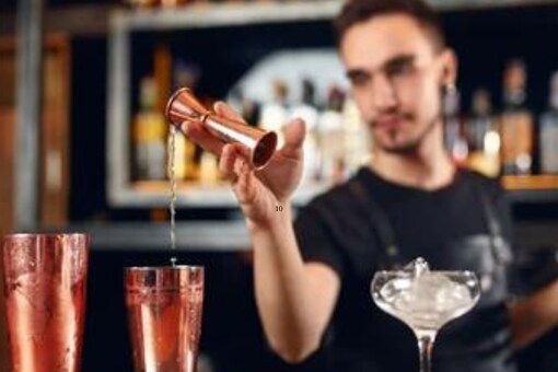 You don't need to go out to enjoy cocktails, you can make them at home too. (Image: Shutterstock)