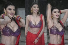 Sexy! Sherlyn Chopra Dances In The Rain Wearing Skimpy Saree And Hot Blouse With Plunging Neckline, See Photos