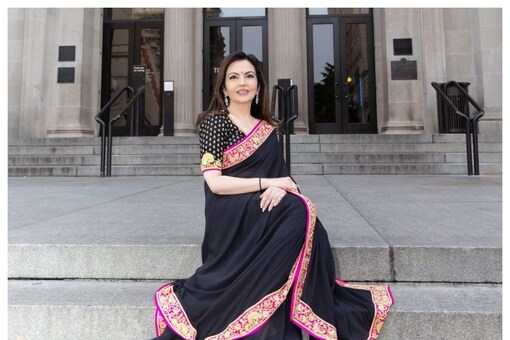 A longtime, passionate supporter of the museum, Mrs. Nita Ambani was named an Honorary Trustee of The Met in 2019, becoming the first Indian person on the museum’s board of trustees. 