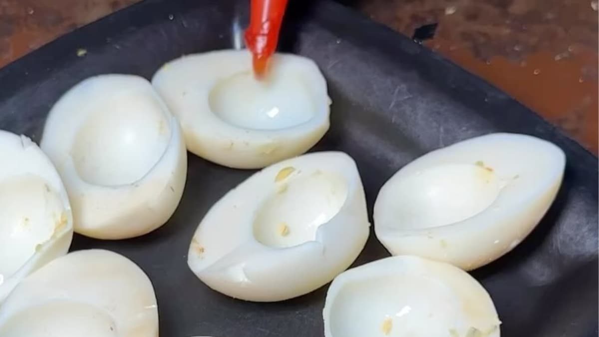 Loaded With Ketchup, This Bizarre 'Egg Panipuri' Has Internet's ...