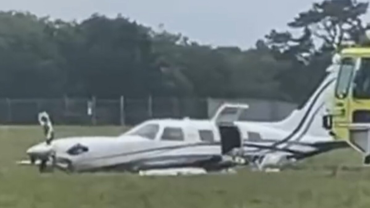 The plane safely took off. Легкомоторный самолет. Полет на самолете пипер укачивает ли. Pilot Fall.