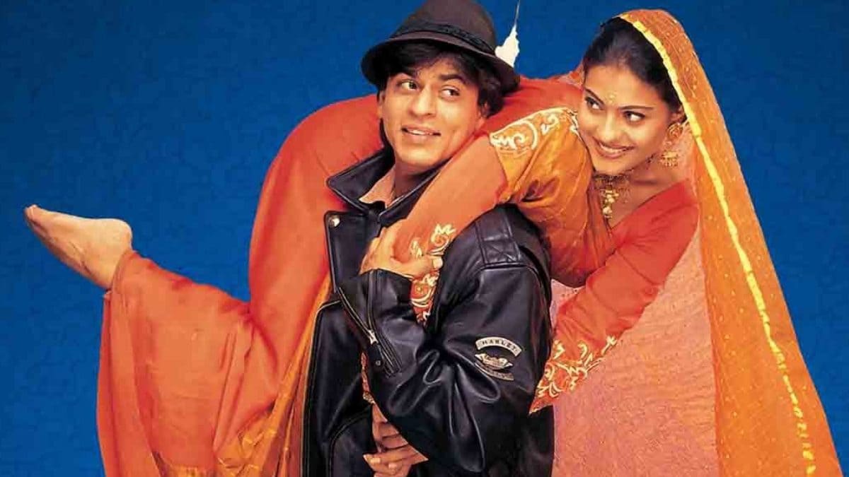 ddlj kajol orange dress Kajol in DDLJ (1995) : r/BollywoodFashion