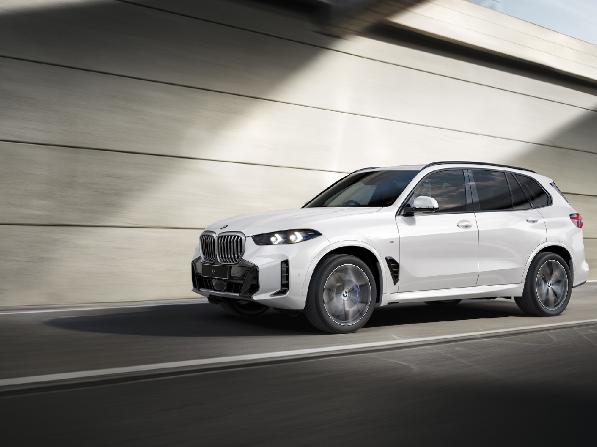 BMW X5 Facelift Launched in India, Price Starts at Rs 93.90 Lakh - News18